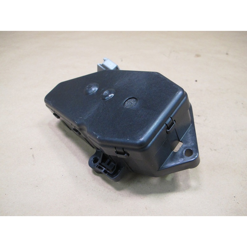 12-18 Range Rover Evoque L538 Rear Trunk Lid Tailgate Lock Latch Actuator OEM