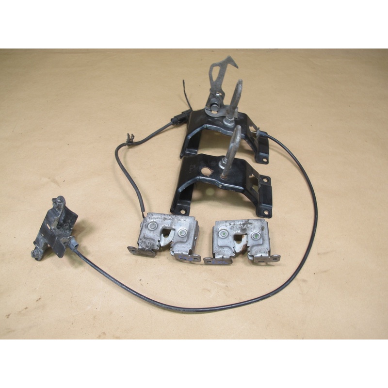 2008-2014 BMW E71 X6 Front Hood Bonnet Lock Latch Catch Set