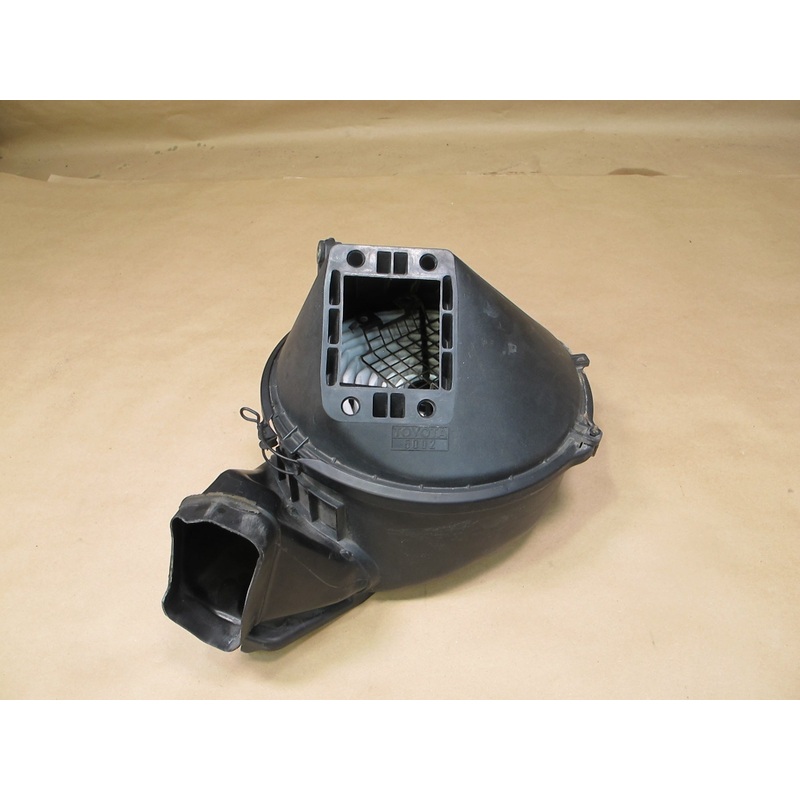 90-92 Lexus UCF10 LS400 Air Intake Cleaner Filter Box Assembly OEM