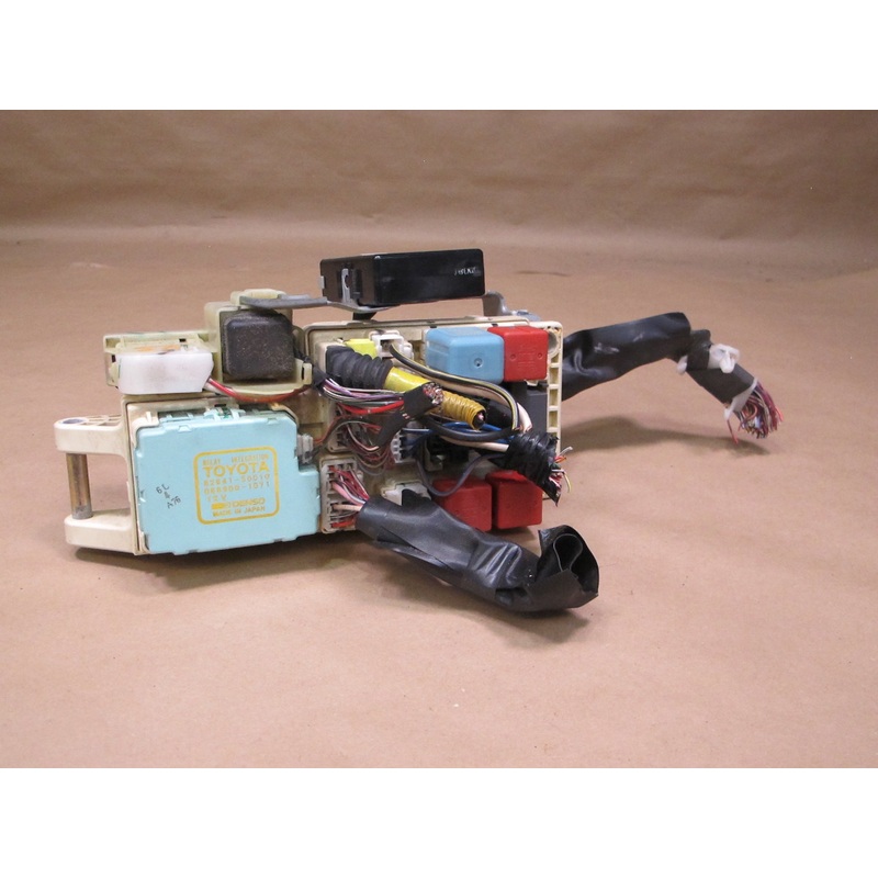 90-94 Lexus UCF10 LS400 Interior Fuse Relay Box w Power Steering Module OEM