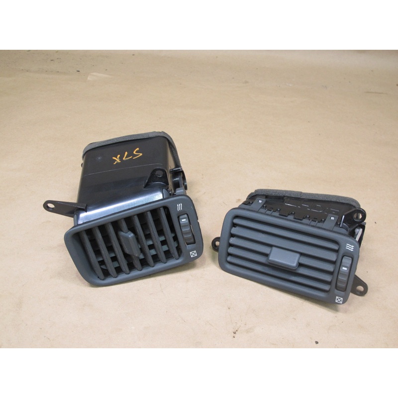 98-00 Lexus UCF20L LS400 Set of 2 Dash Left & Right AC Heater Air Vent OEM