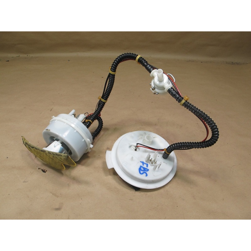 12-18 BMW F12 F13 6-SERIES N63 Engine Fuel Pump Sending Unit Assembly OEM