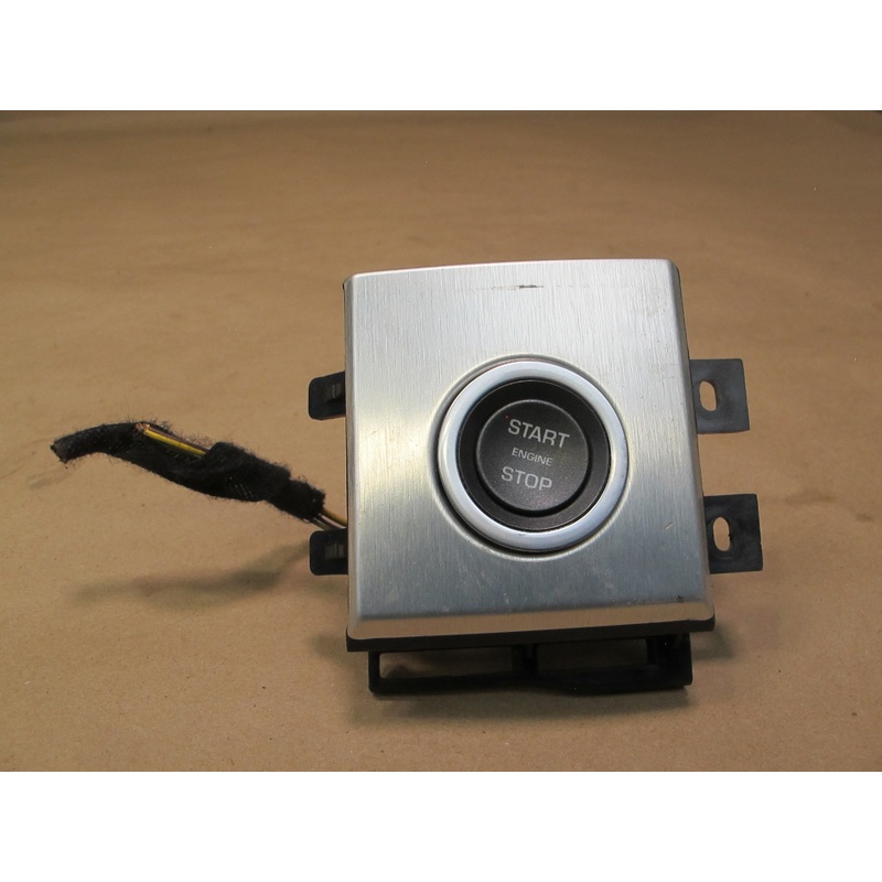 12-18 Range Rover Evoque Ignition Switch Engine Start Stop Button w Trim OEM