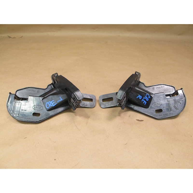 12-18 Range Rover Evoque L538 Set of 2 Front Fender Mount Bracket Holder OEM