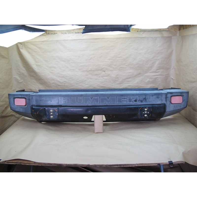 2003-2005 Hummer H2 Rear Bumper Panel Cover Assembly