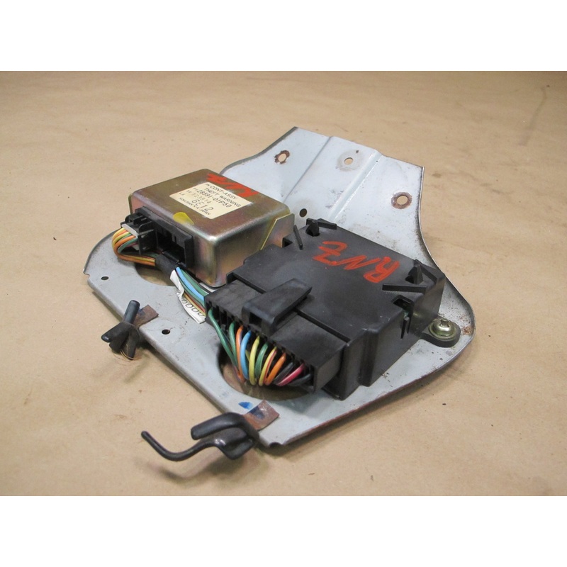 84-86 Nissan Z31 300ZX Theft & Locking Control Module Set OEM