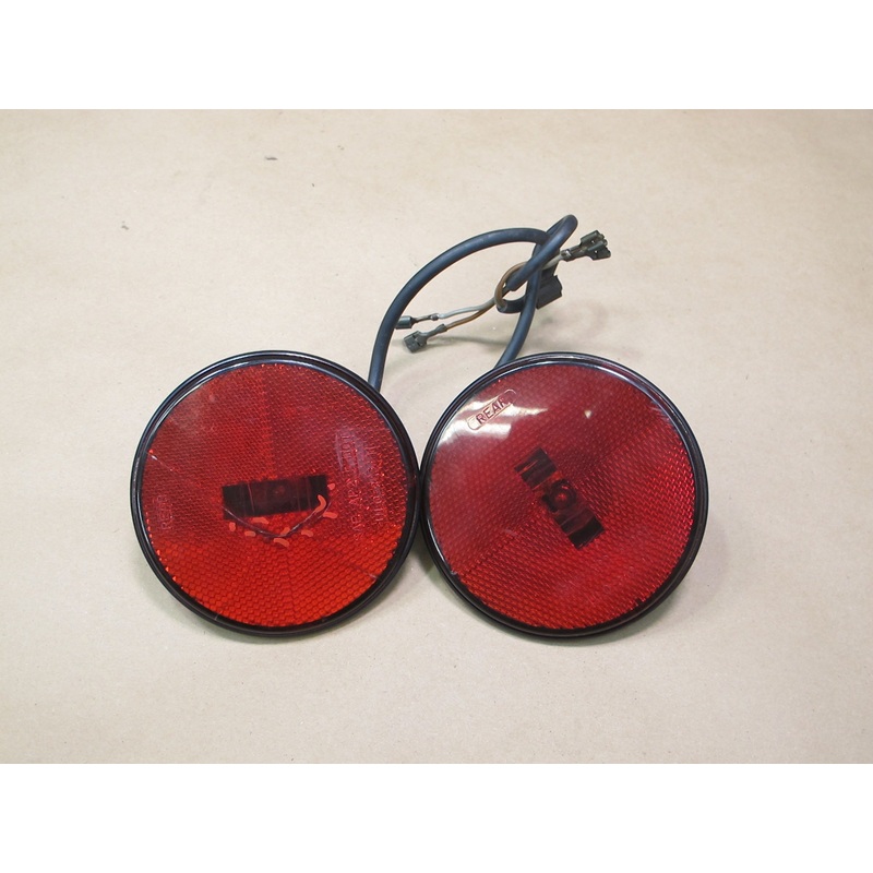 87-88 Porsche 924 Set of 2 Rear Left & Right Side Marker Light 477945061A OEM