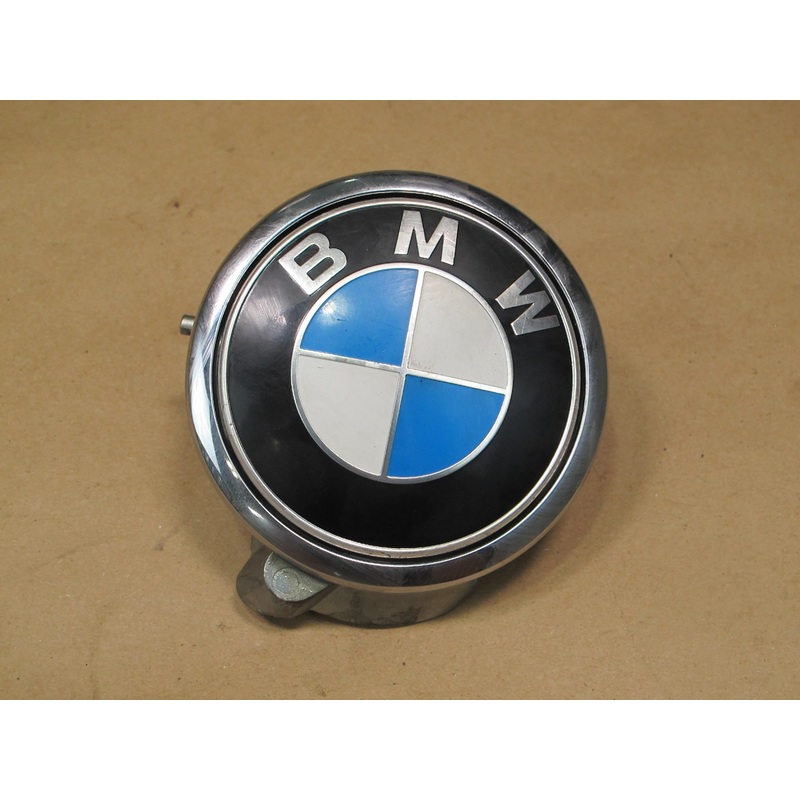 12-18 BMW F12 F13 F06 Rear Trunk Lid Emblem Handle Lock Open Button RVC OEM