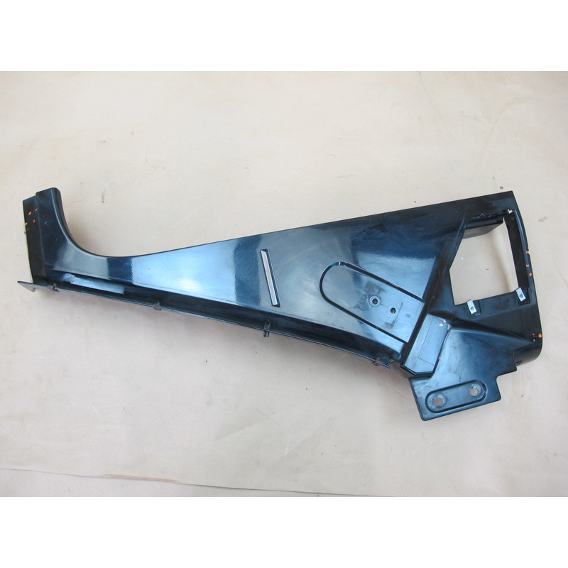 2003-2009 Hummer H2 Front Right Fender Shell Cover Panel