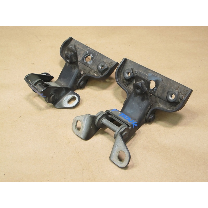 2003-2009 Hummer H2 Rear Left & Right Side Trunk Tailgate Lift Gate Hinge Set