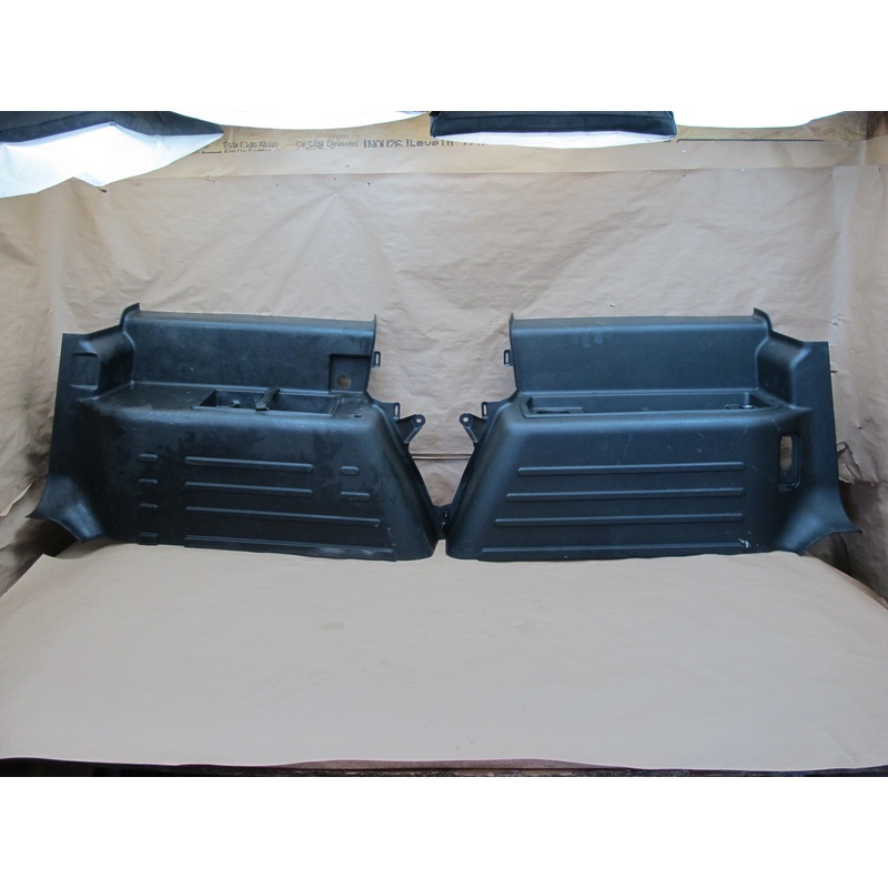 2005-2007 Hummer H2 Rear Left & Right Trunk Trim Panel Cover Set of 2