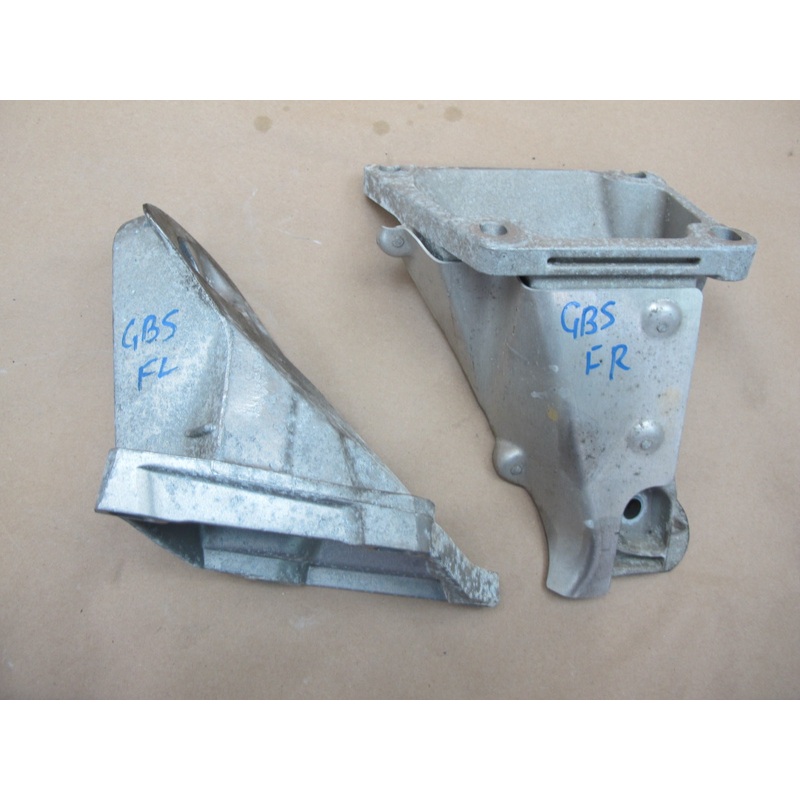 06-10 BMW E63 E64 4.8L N62 Set of 2 Left & Right Engine Motor Mount OEM