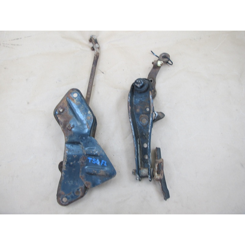 83-85 Toyota Supra MA67 Front Left Frame Brace Sway Bar Control Arm Set OEM