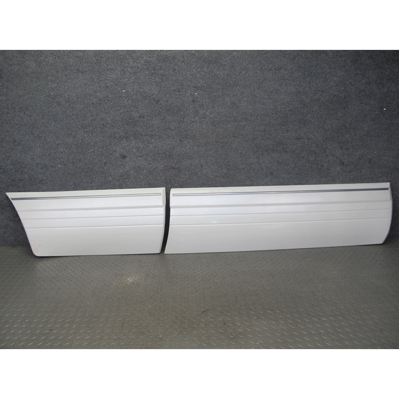 03-07 Lexus LX470 Right Front & Rear Door Lower Trim Molding Set of 2
