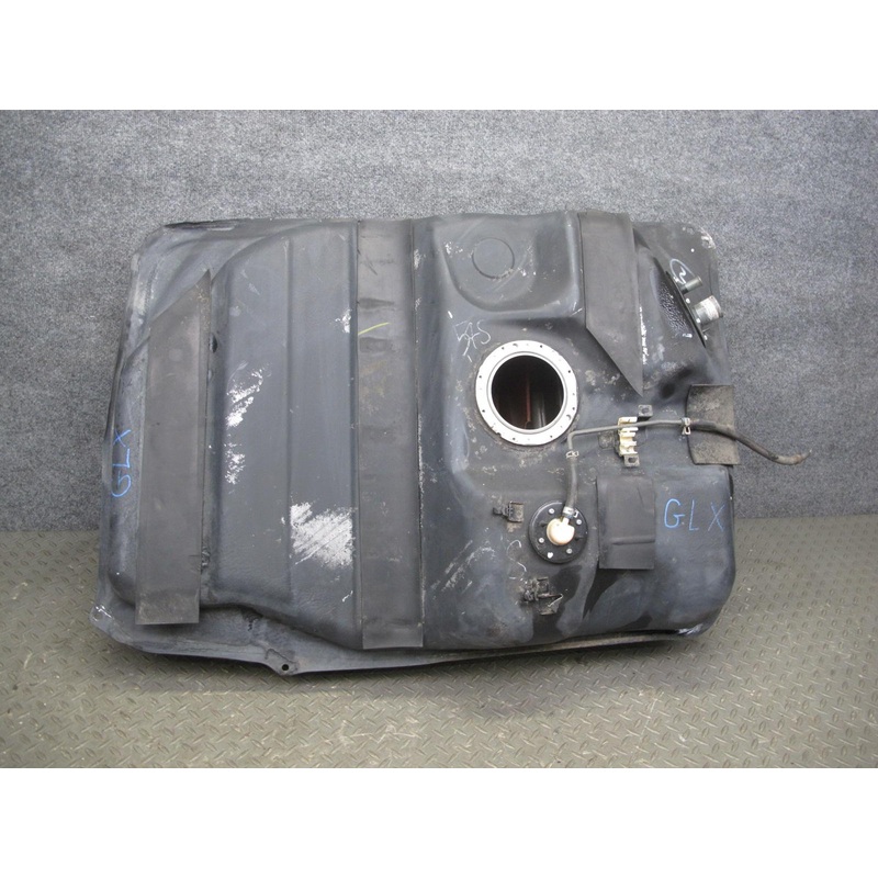 2003-2006 Lexus UZJ100L LX470 Fuel Tank Unit