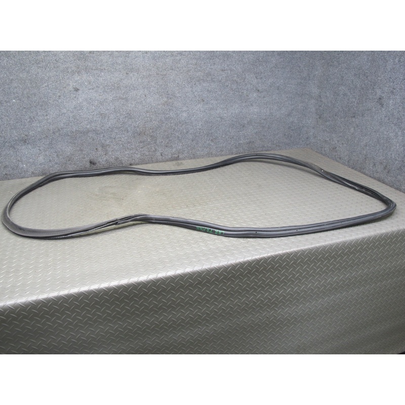 2013-2017 Land Range Rover L405 Rear Trunk Tailgate Weatherstrip Rubber Seal