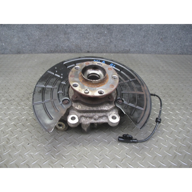2017-2020 Maserati Levante M161 AWD Rear Left Spindle Knuckle Wheel Hub Bearing