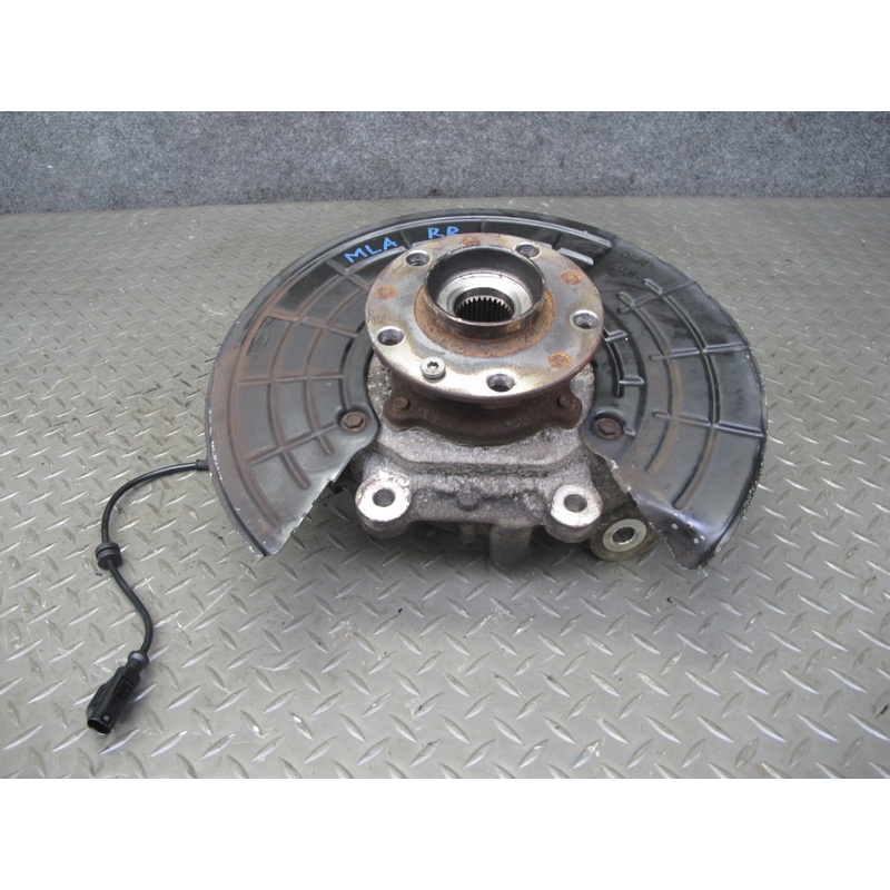 2017-2020 Maserati Levante M161 AWD Rear Right Spindle Knuckle Wheel Hub Bearing