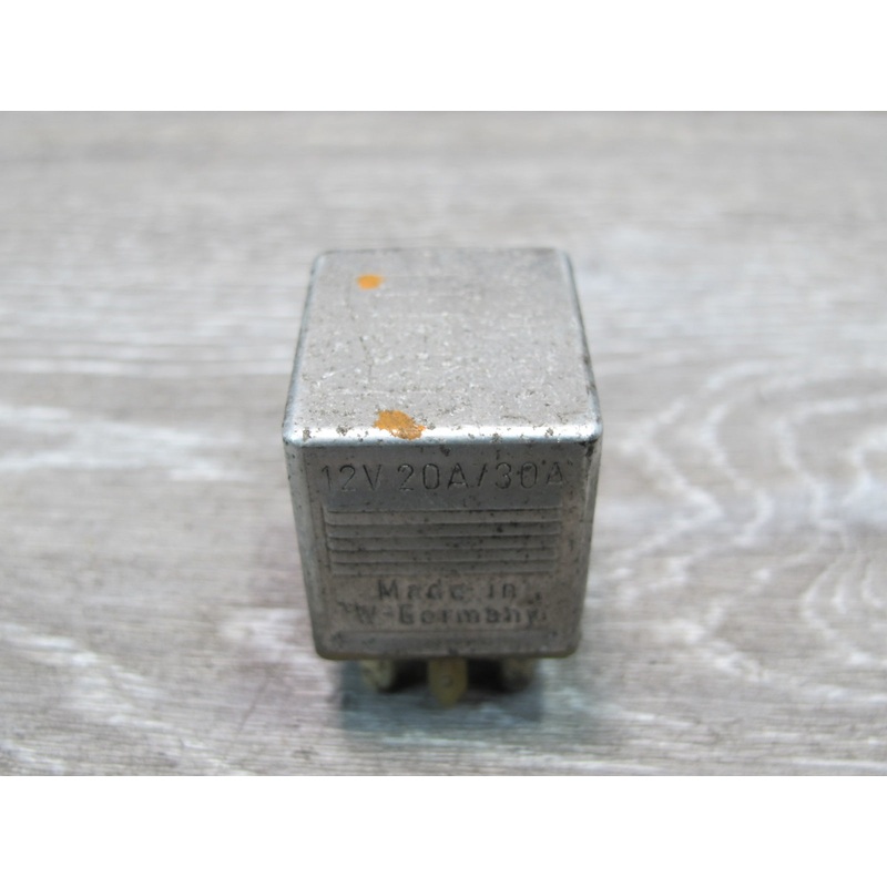 75-85 Mercedes W123 Multi Purpose Relay 0015420219