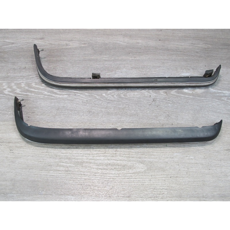 77-85 Mercedes W123 Set of 2 Rear Left & Right Tail Light Trim Cover OEM