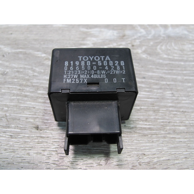 98-00 Lexus GS300 GS400 LS400 Turn Signal Flassher Relay 81980-50020 OEM