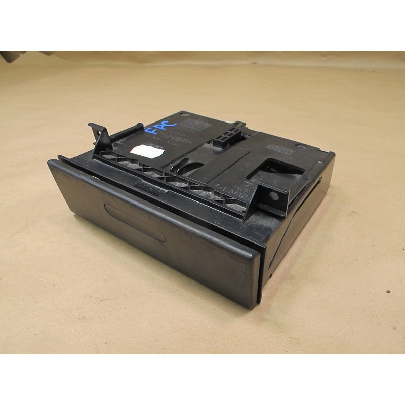2003-2006 Porsche Cayenne 955 Dash Ashtray Ash Tray 7L5857321B