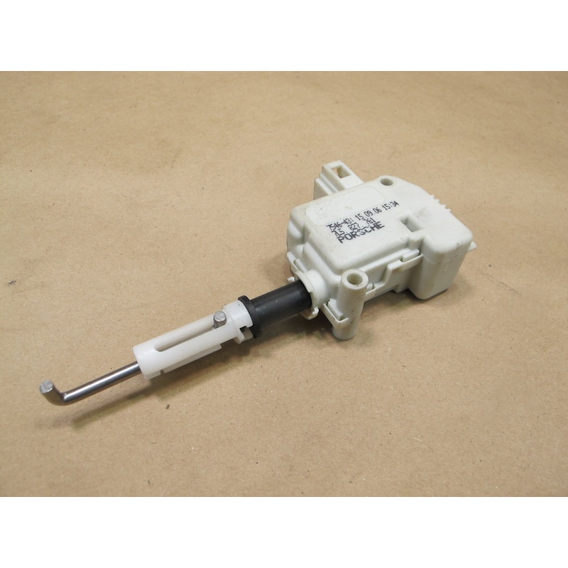 2003-2006 Porsche Cayenne 955 Rear Trunk Tailgate Lock Actuator 7L5827761