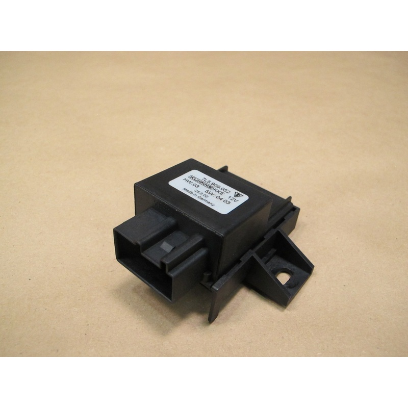 2003-2006 Porsche Cayenne 955 Rear View Reverse Camera Control Module 7L5909052