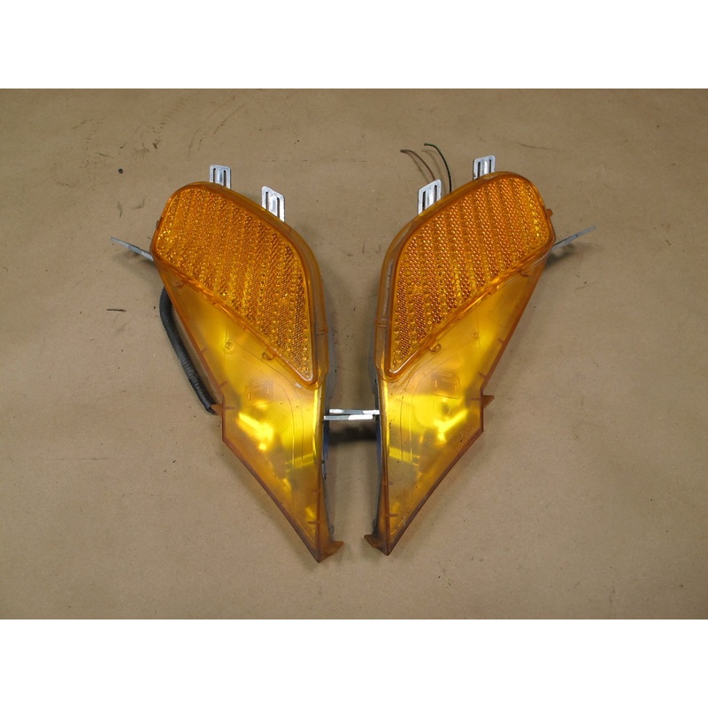 2003-2006 Porsche Cayenne 955 Set of 2 Front Side Marker Light Lamp OEM