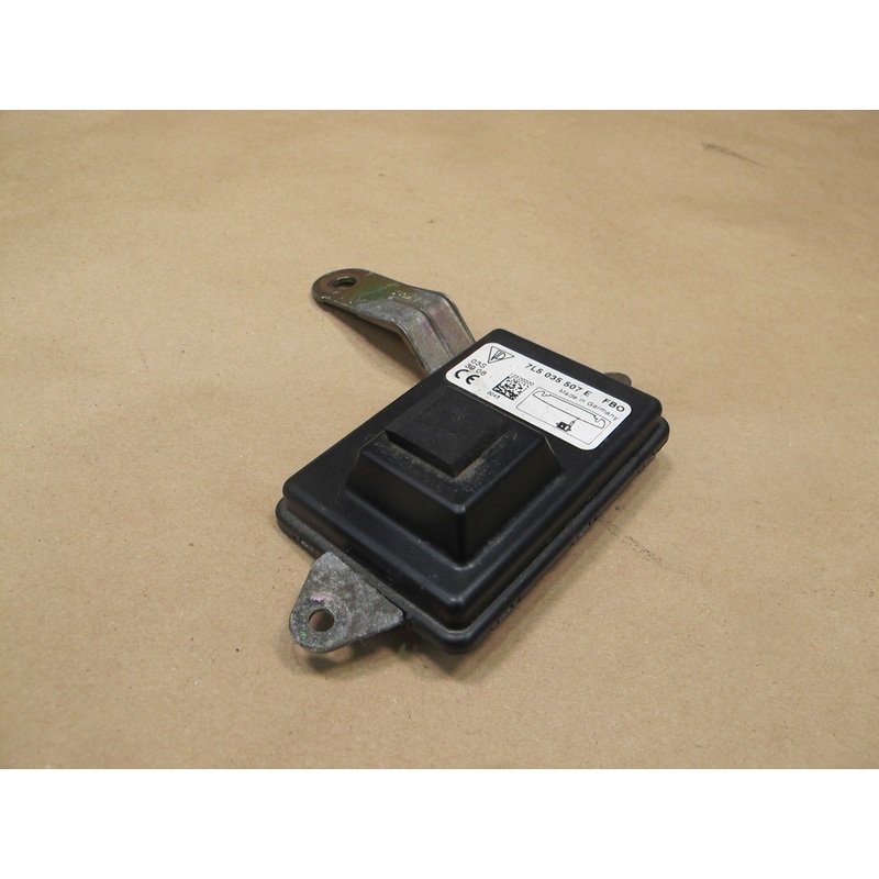 2003-2010 Porsche Cayenne 955 Navigation GPS Antenna Module 7L5035507F