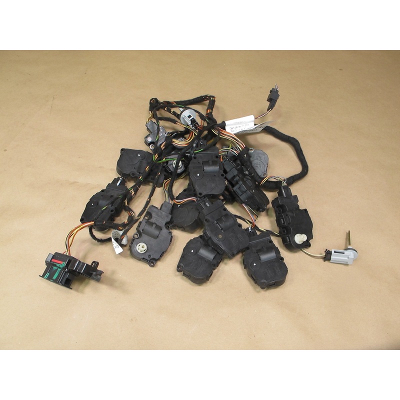 2011-2018 Porsche Cayenne 958 A/C Heater Flap Door Actuator Motor Wiring Set