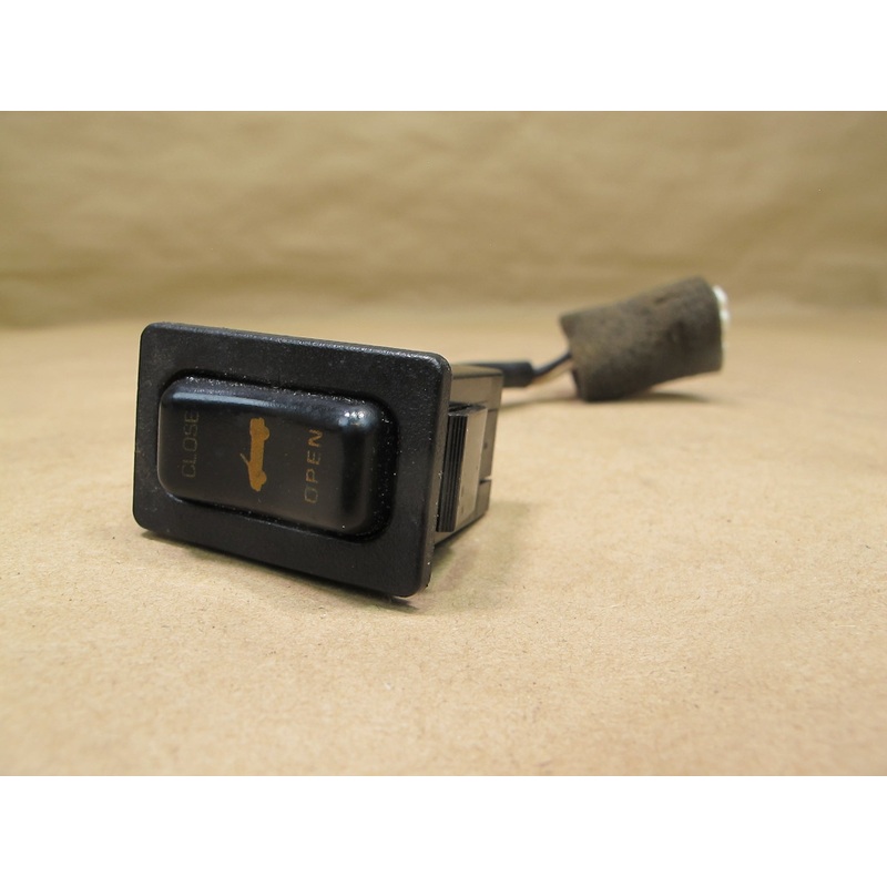 88-91 Mazda RX7 Convertible TOP Roof Open Close Button Switch OEM