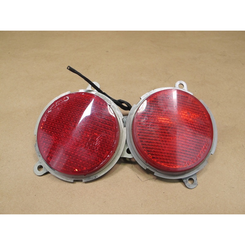 03-05 BMW E85 Z4 Set of 2 Rear Bumper Left & Right Side Marker Light OEM