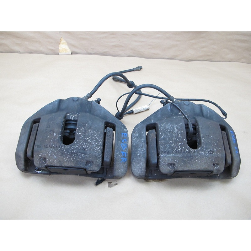03-08 BMW E65 E66 RWD Set of 2 Front Left & Right Brake Caliper OEM