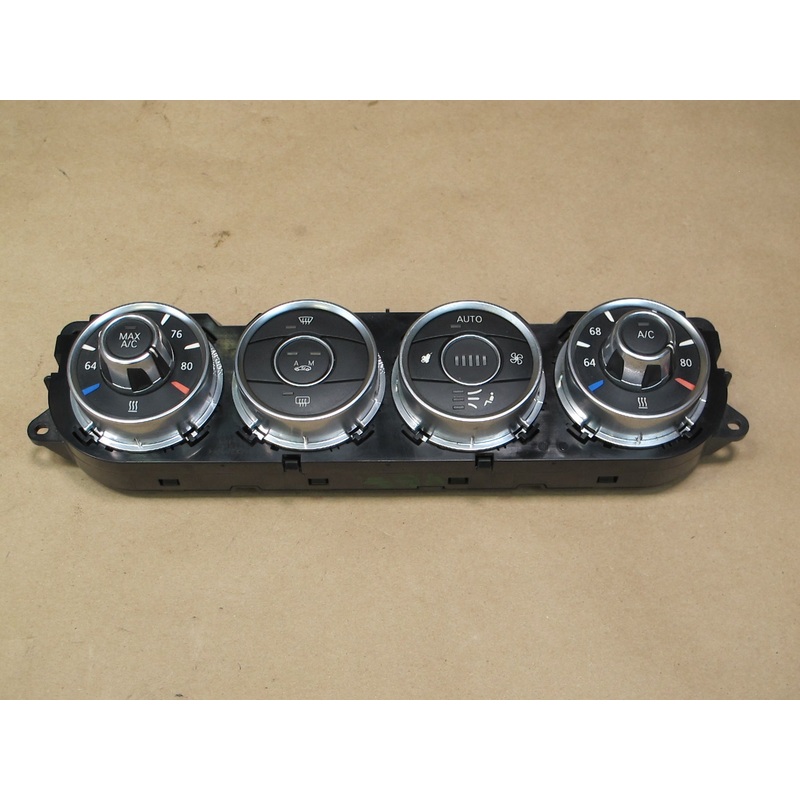09-16 BMW E89 Z4 Automatic A/C Heater Climate Control Switch Panel OEM