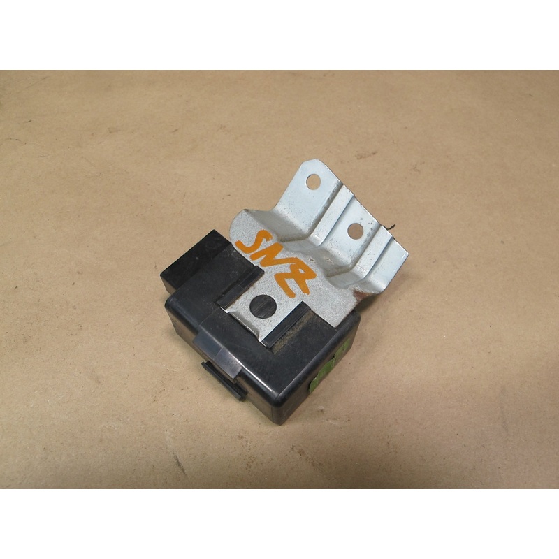 84-86 Nissan Z31 300ZX NON Turbo 2+0 Fan Motor Timer Module 28465-19P01 OEM