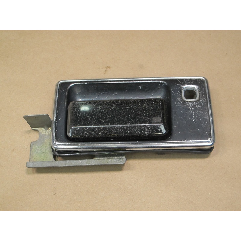 84-86 Nissan Z31 300ZX Right Passenger Door Exterior Handle OEM