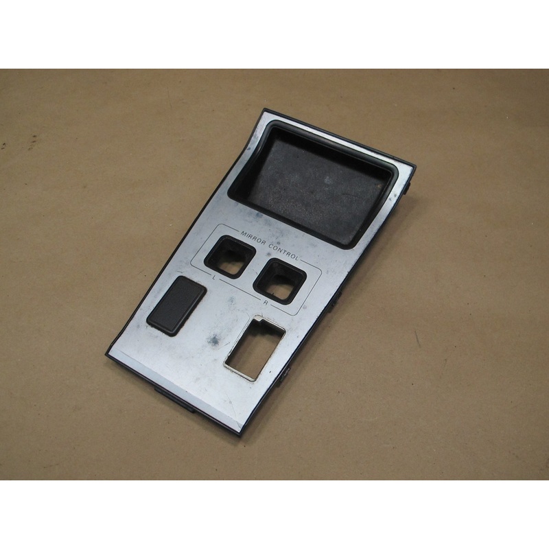 84-89 Nissan Z31 300ZX Center Console Trim Bezel Cover Panel 96932-01P00 OEM
