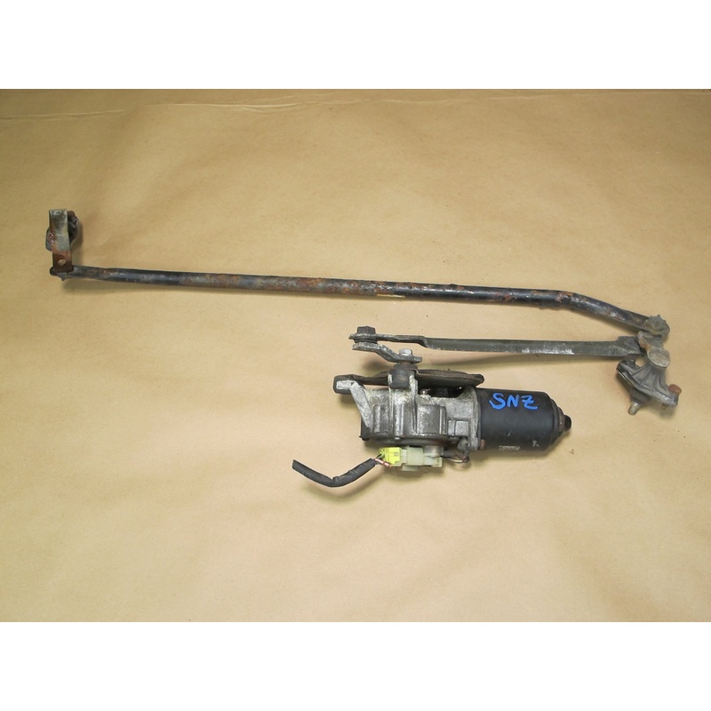 84-89 Nissan Z31 300ZX Windshield Wiper Transmission Linkage w Motor OEM