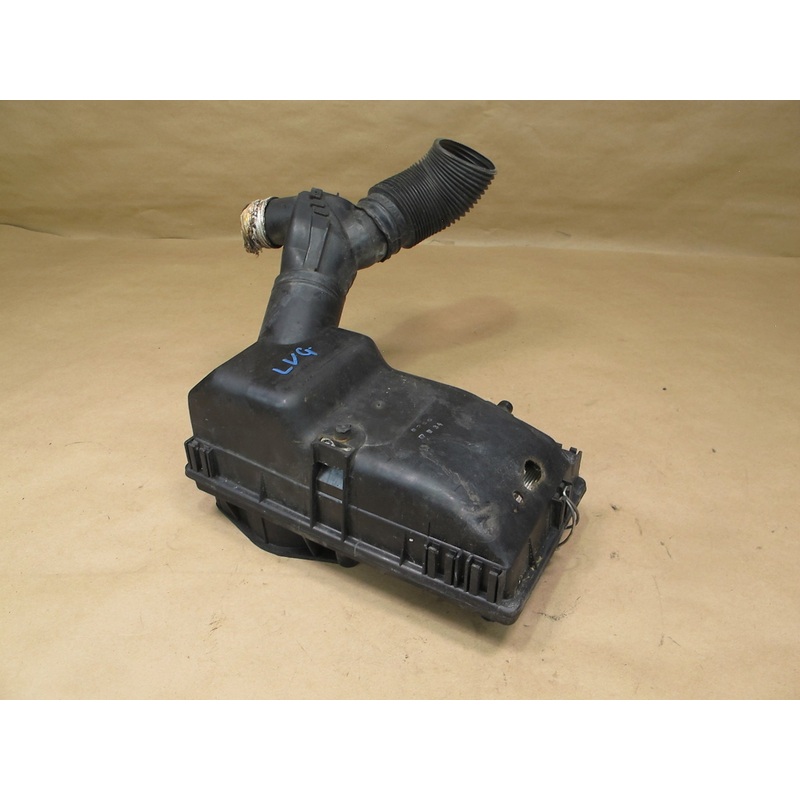 85-89 VW Cabriolet Air Intake Filter Cleaner Box w Warmup Thermostat Assy OEM