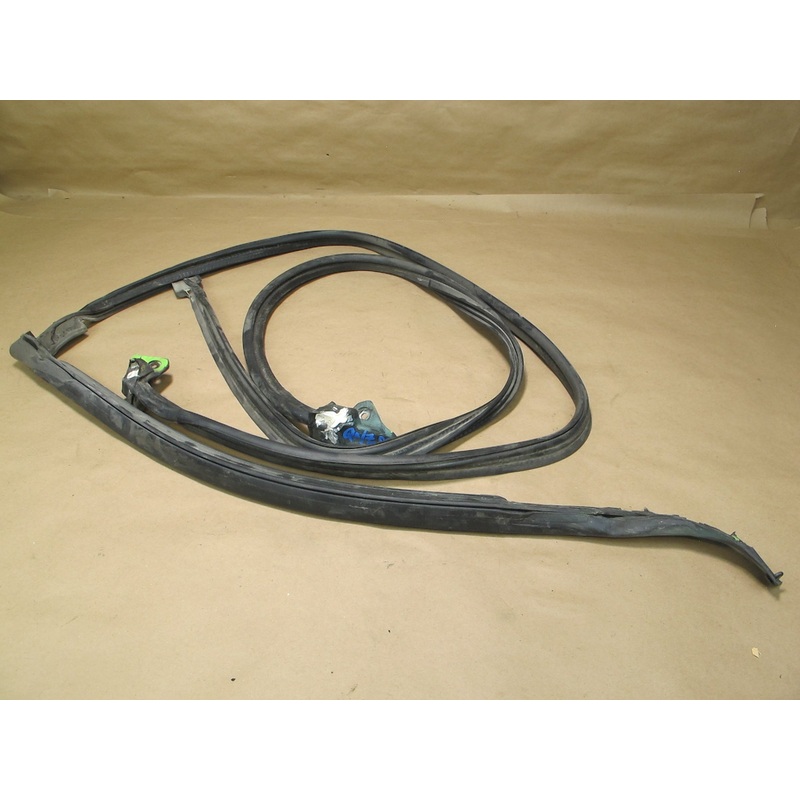 90-96 Nissan Z32 300ZX 2+0 Right Door Weatherstrip Seal Gasket OEM