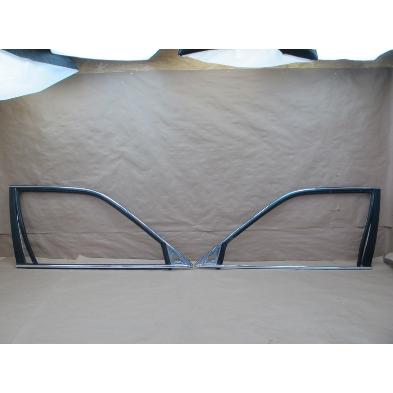95-00 Lexus UCF20 LS400 Set of 2 Front Door Window Frame Trim Molding OEM