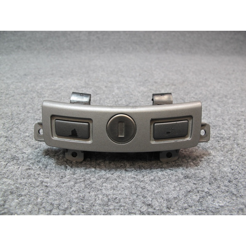 03-08 BMW E65 E66 7-SERIES Center Console Lock Latch Open Release Switch OEM