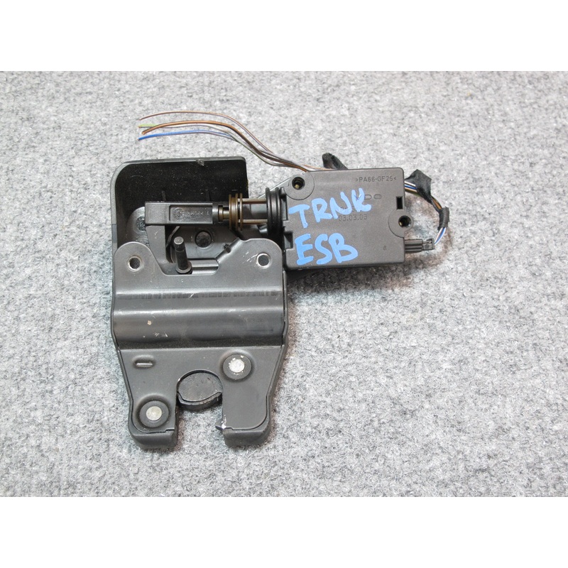 03-08 BMW E65 E66 7-SERIES Rear Trunk Lid Lock Latch Actuator OEM