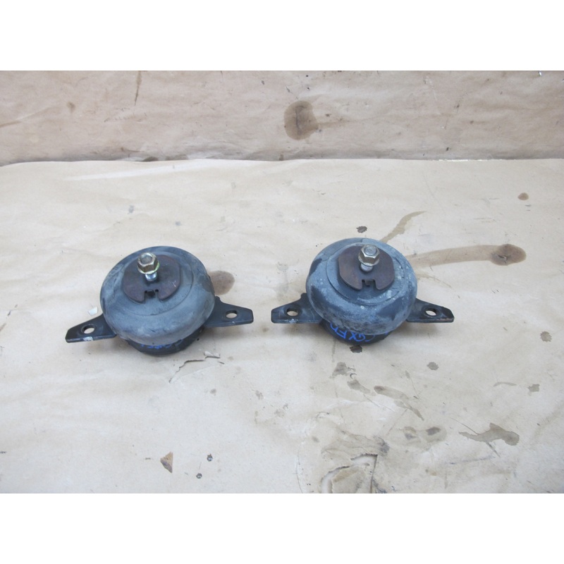2003-2009 Lexus UZJ120L GX470 Left & Right Engine Mount Bracket Support Set of 2