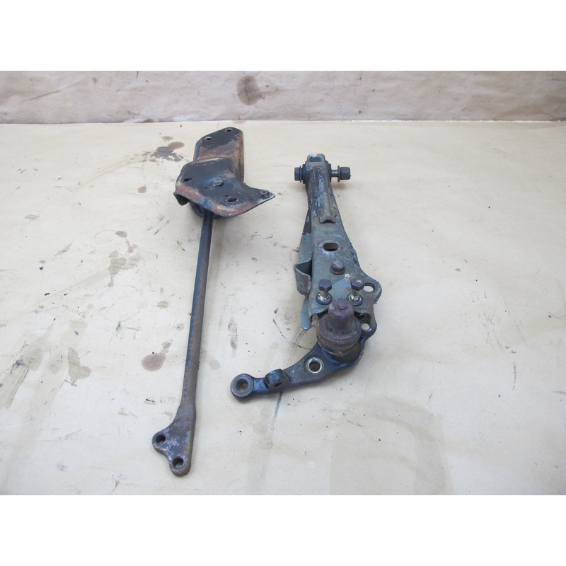 79-83 Datsun 280ZX 2+0 Front Left Suspension Control Strut Rod Arm Set OEM