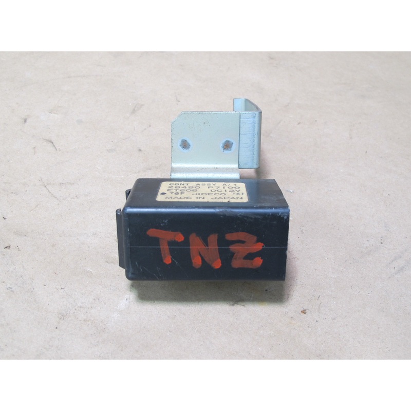 82-83 Datsun Nissan 280ZX S130 Control Assy A/T Module Relay 28490-P7100 OEM