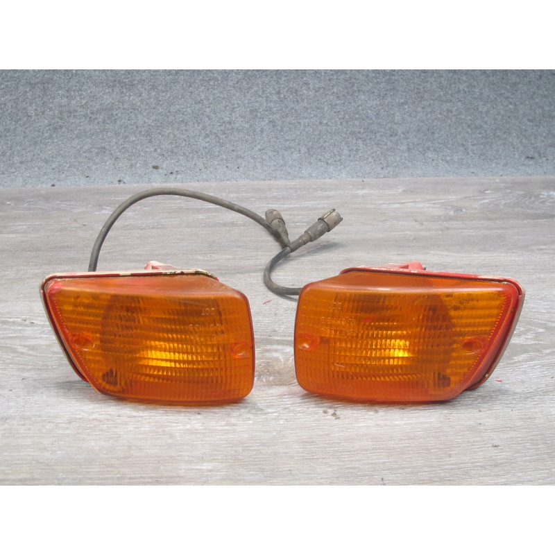1987-1991 Porsche 928 S Front Left & Right Side Turn Signal Lamp Light Set