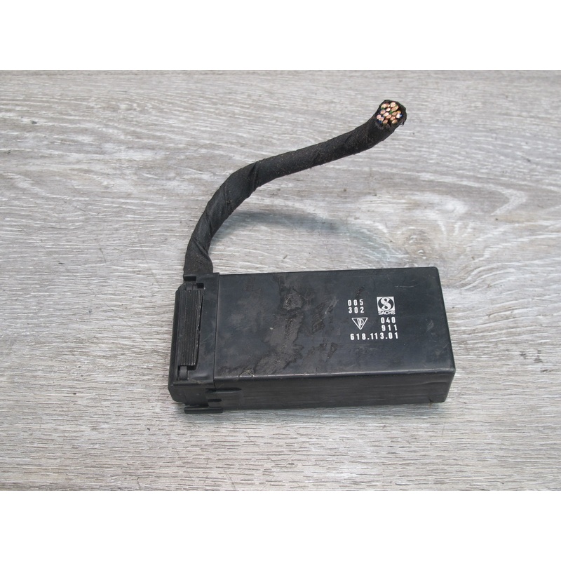 1990-1995 Porsche 928 S4 Central Locking System Control Relay 91161811301
