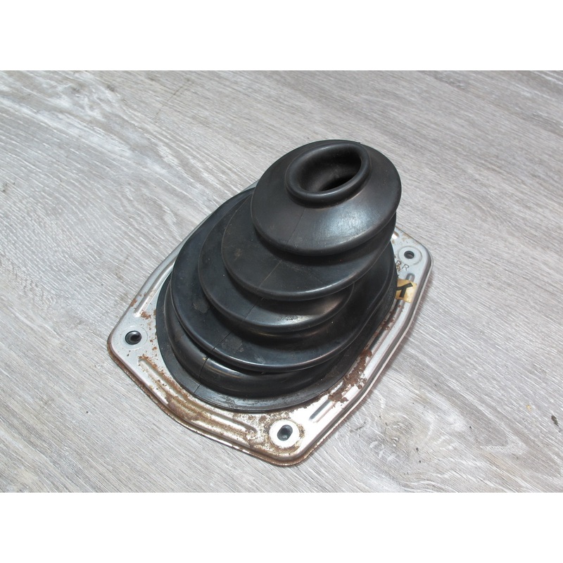 2003-2009 Lexus UZJ120L GX470 Transfer Case Shifter Boot Cover